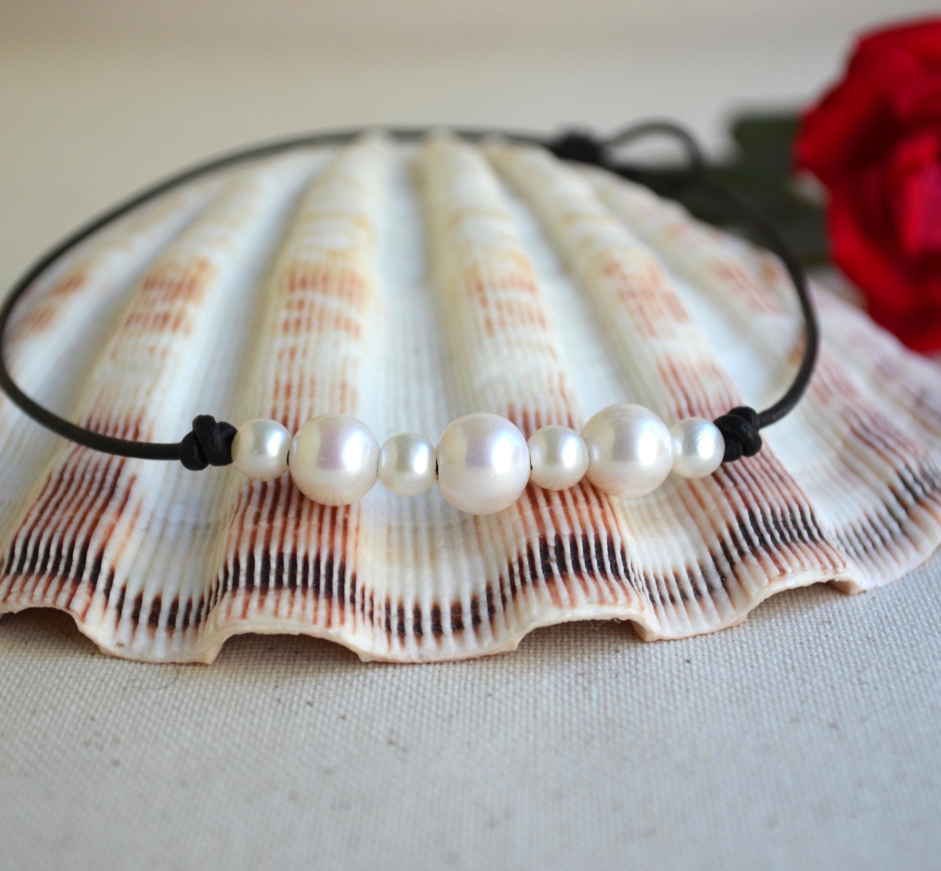 Pearls on Leather Necklace/Choker for Women, White Freshwater Pearls, Boho Chic