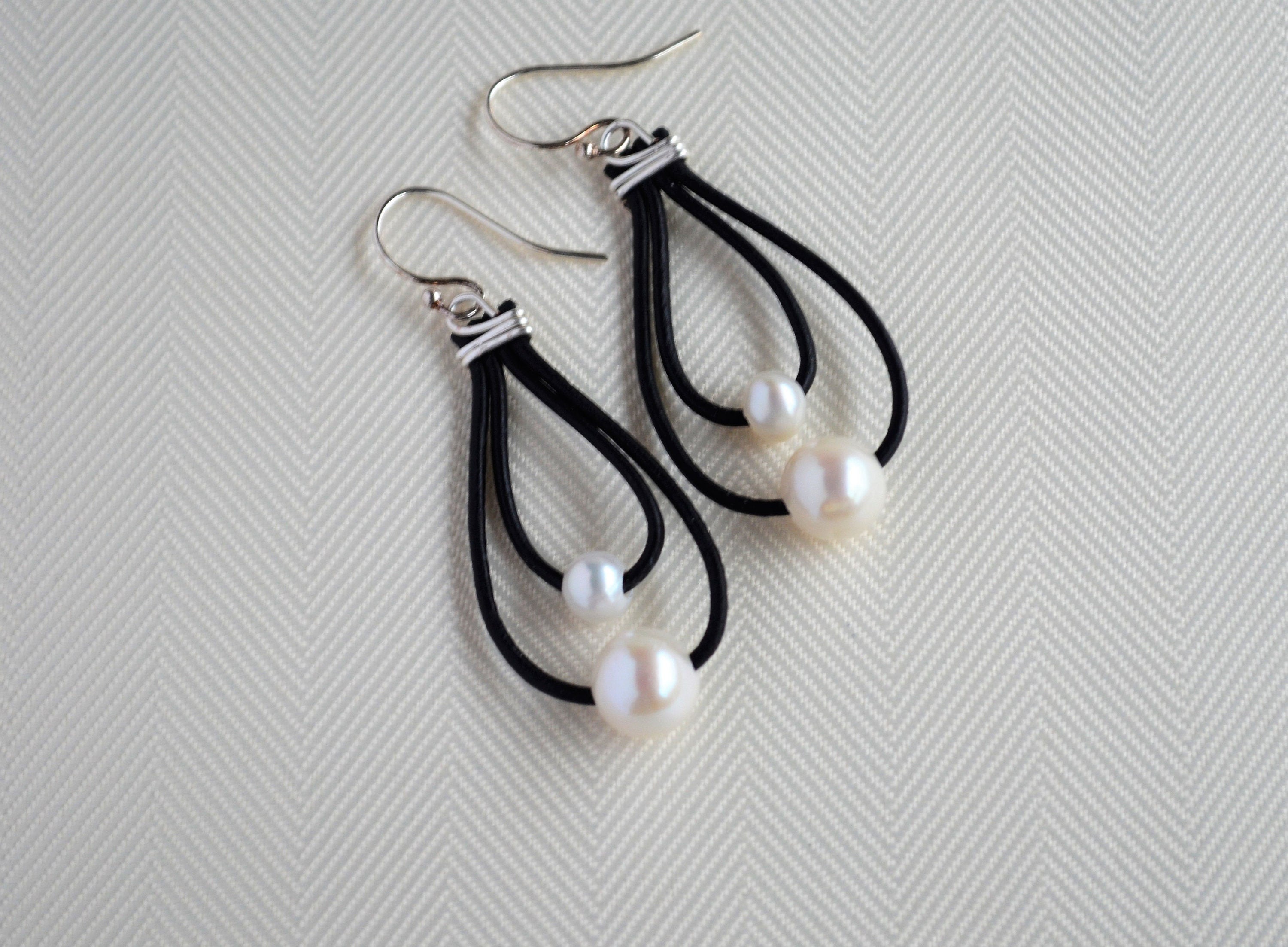 Freshwater Pearl Leather Earrings: Sterling Silver Hooks