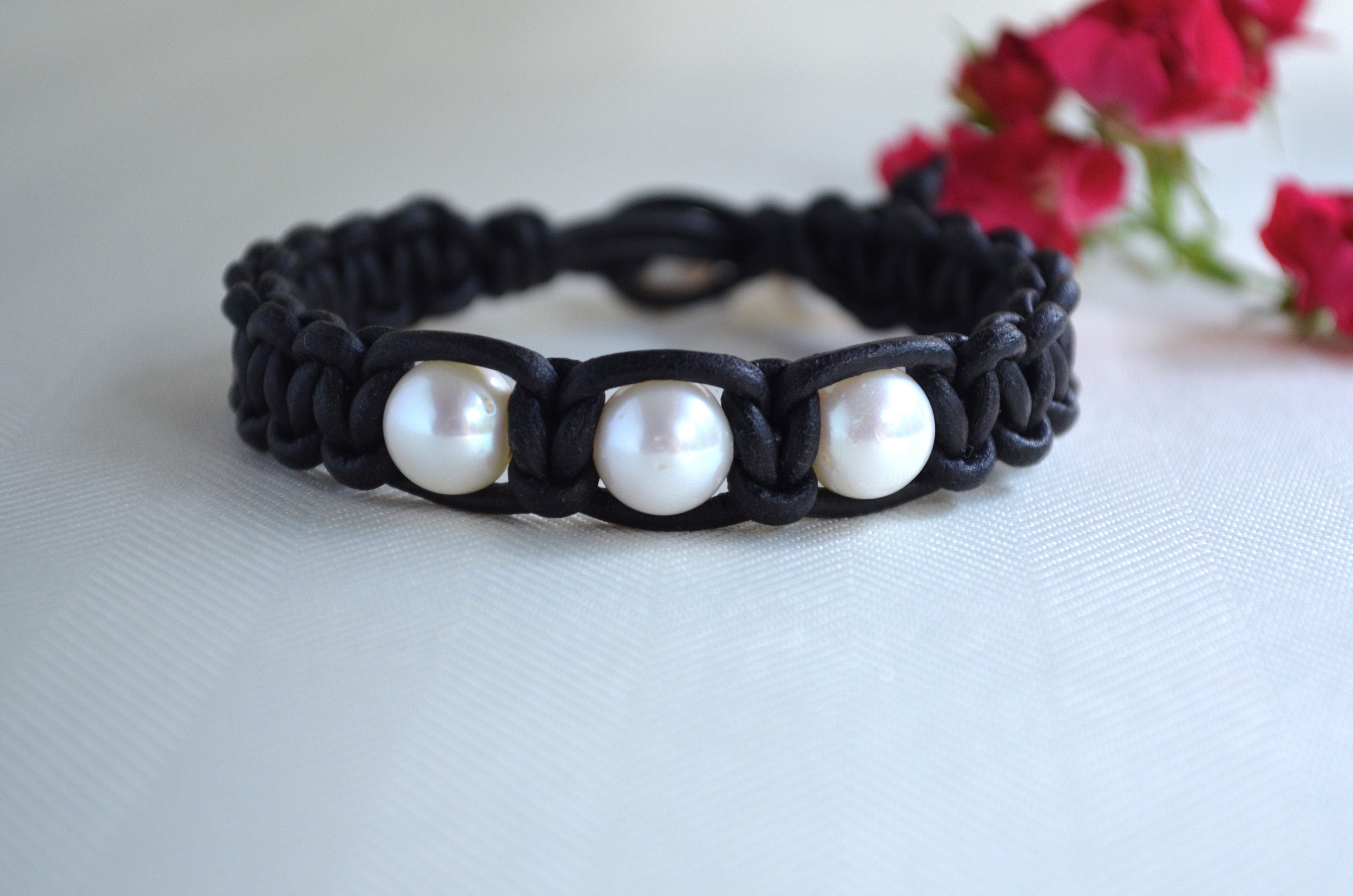 Freshwater Pearl Leather Bracelet: Three White Pearls, Bohemian Jewelry
