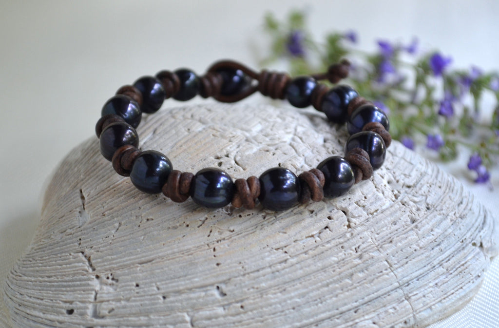 Peacock Pearl Leather Bracelet: Handmade Boho Jewelry