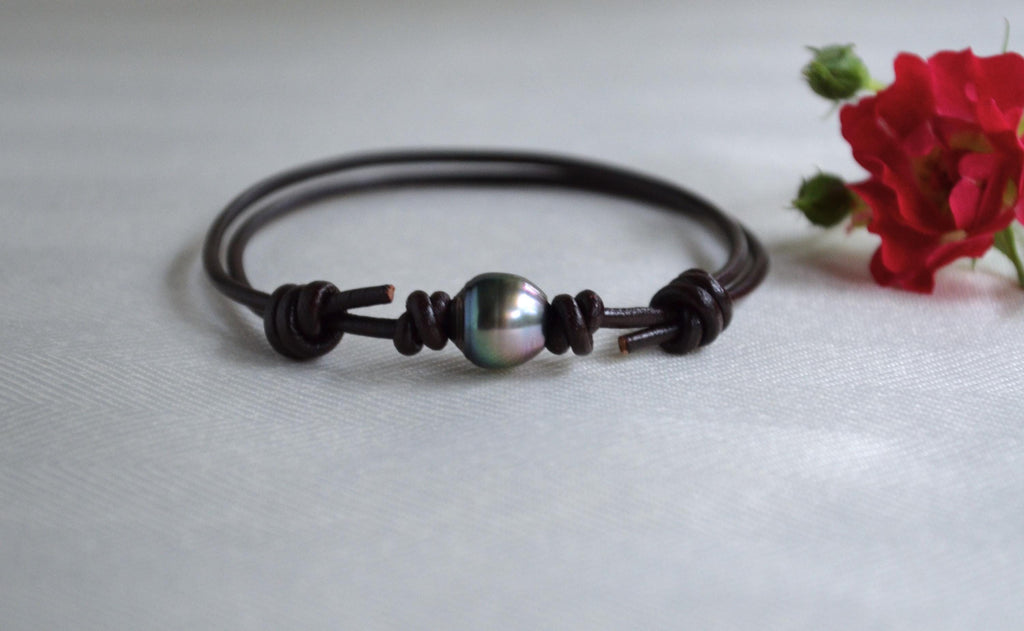 Tahitian Pearl Bracelet: Brown Greek Leather, Adjustable Unisex Jewelry
