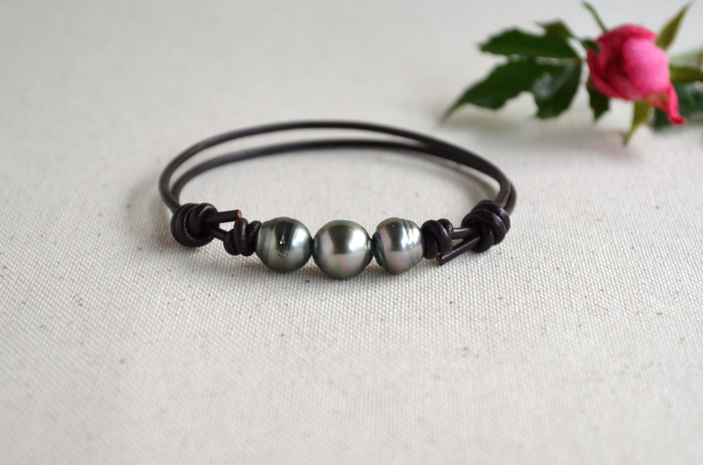 Three Tahitian Pearls Bracelet: Adjustable Dark Brown Greek Leather, Elegant Jewelry, Unisex