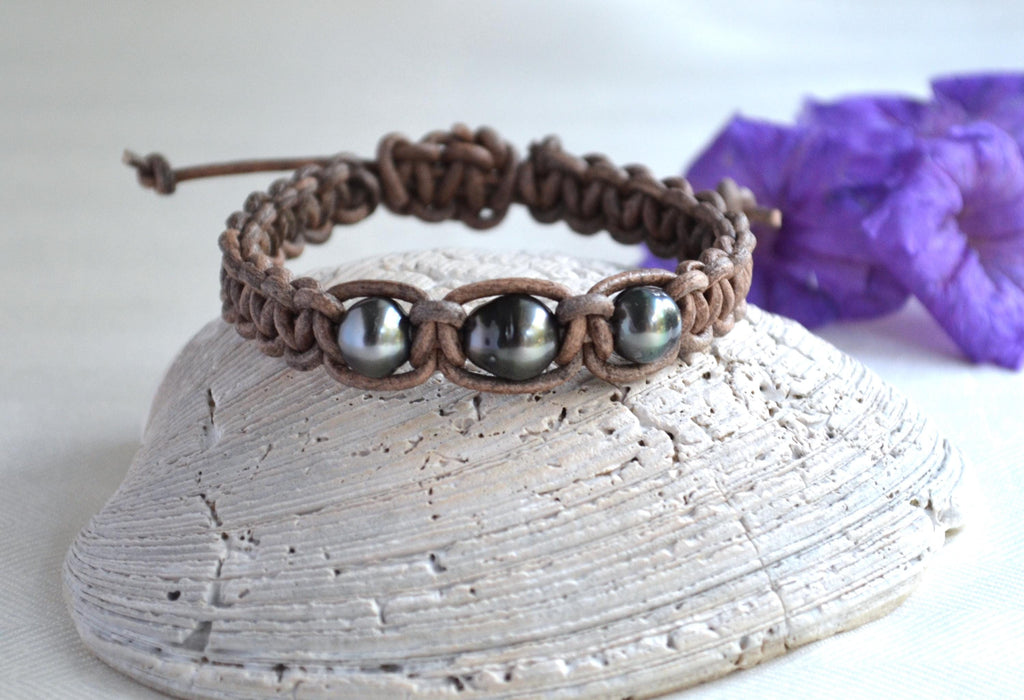 Tahitian Pearl Bracelet: Adjustable Brown Leather, Handmade Jewelry