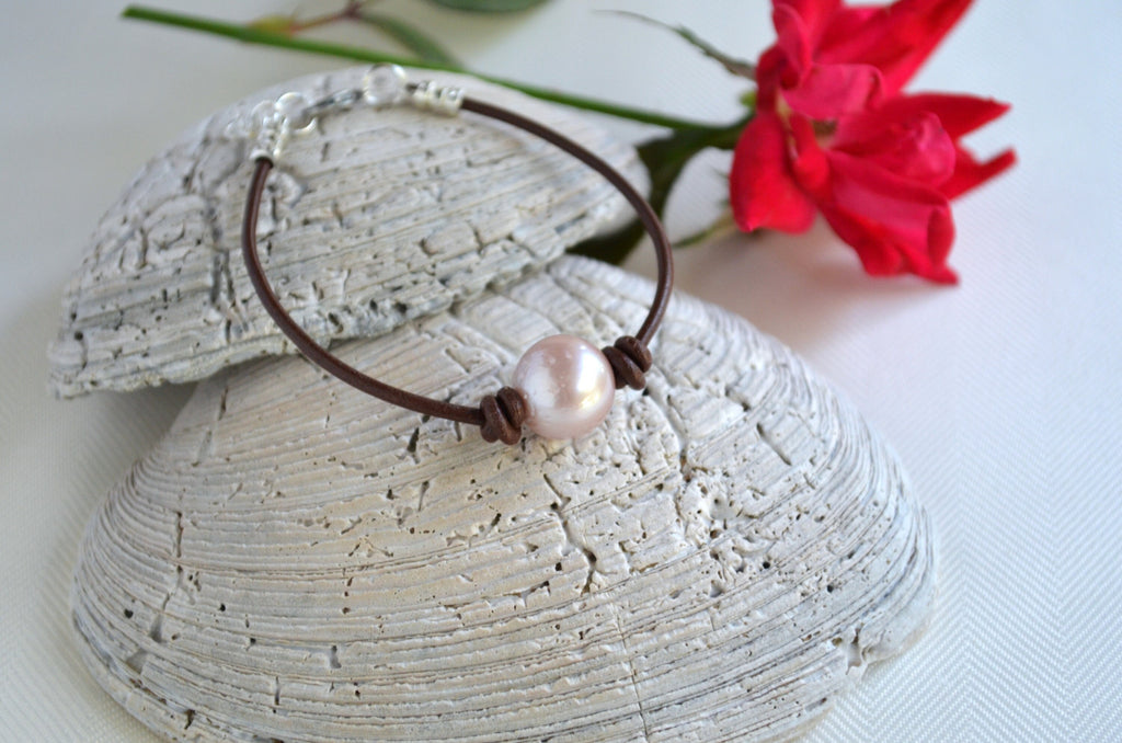 Mauve Edison Pearl Bracelet, Greek Leather, Silver Plated Clasp