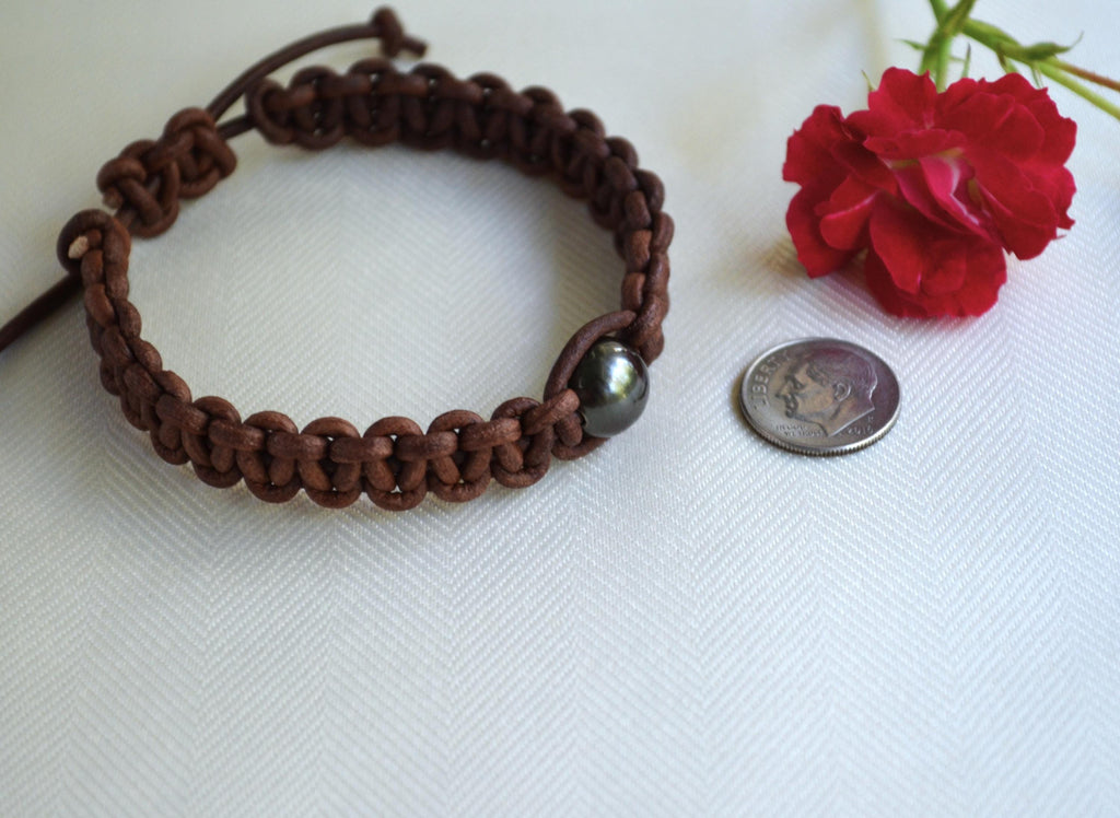 Adjustable Tahitian Black Pearl Bracelet: Brown Leather Bohemian Jewelry