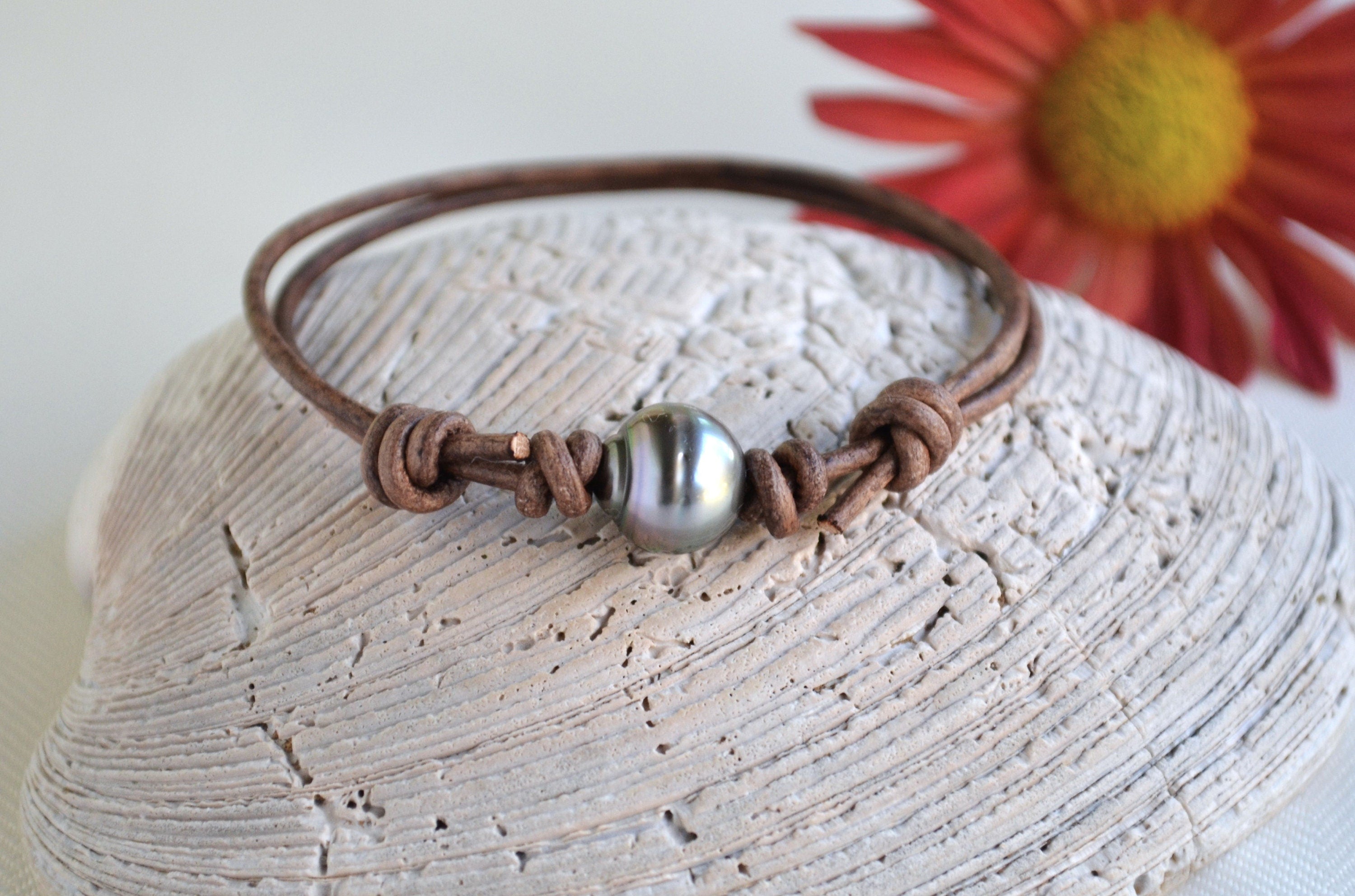 Tahitian Pearl Bracelet: Unisex Brown Leather, Adjustable Length