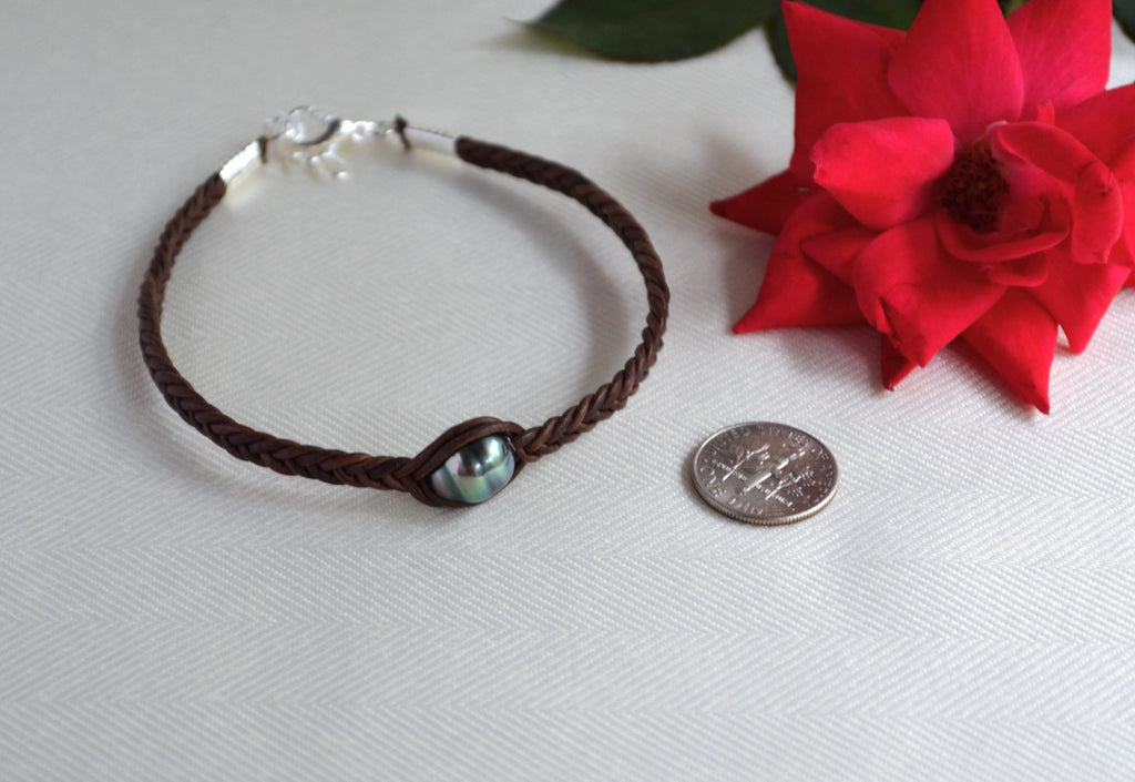 Tahitian Pearl Braided Leather Bracelet: Elegant Unisex Jewelry