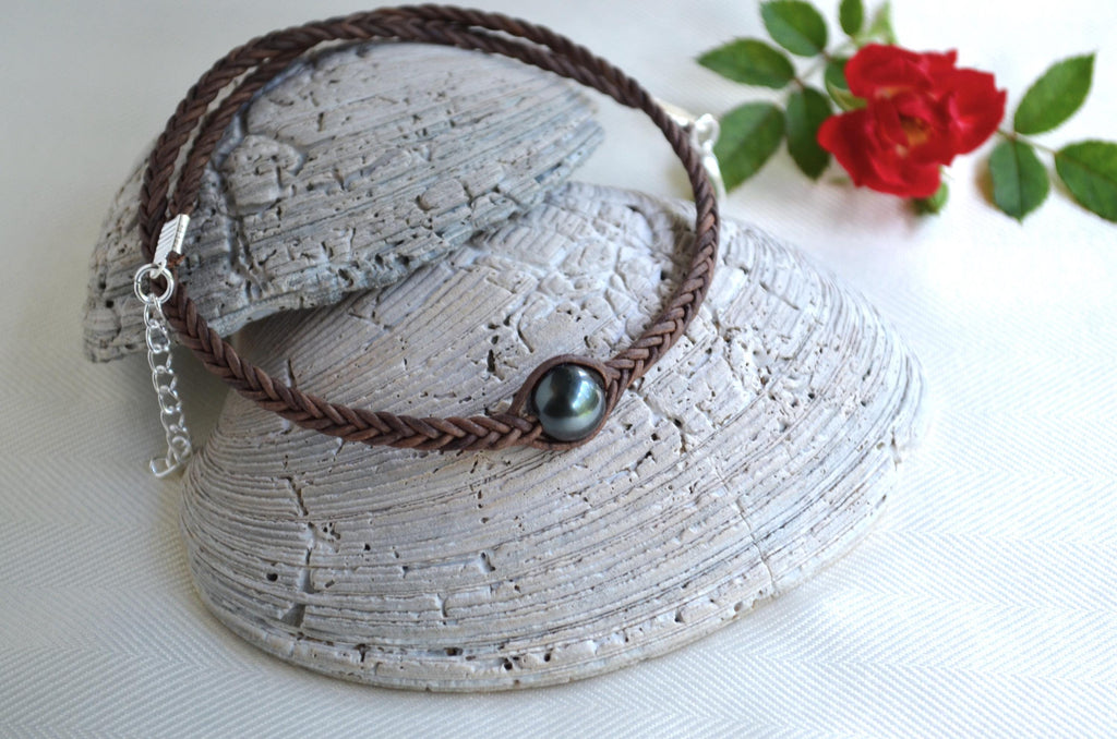 Tahitian Pearl Choker: Braided Leather Necklace, Elegant Handmade Jewelry