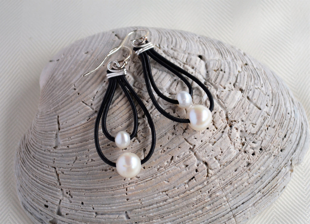 Freshwater Pearl Leather Earrings: Sterling Silver Hooks