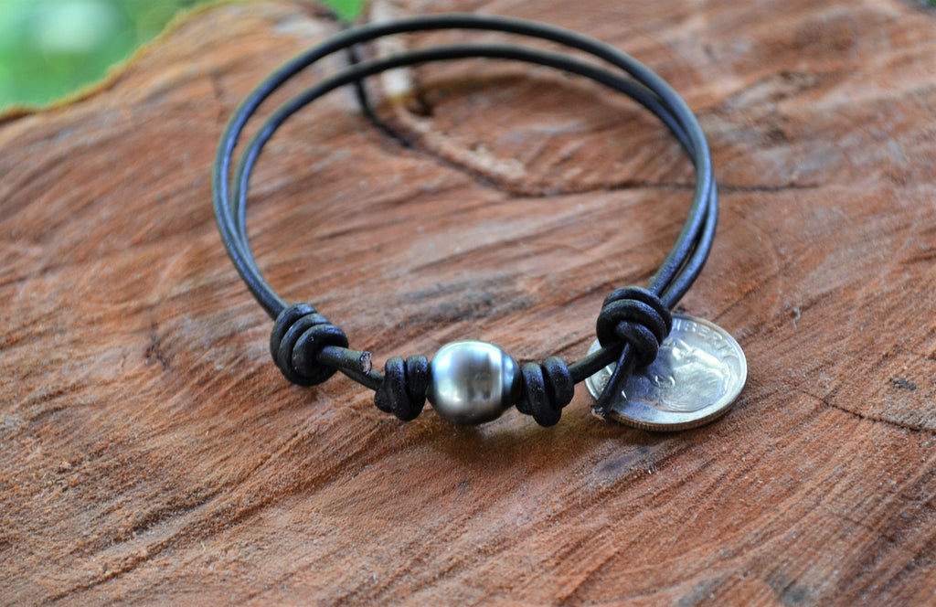 Tahitian Pearl Bracelet: Adjustable Leather, Unisex Jewelry