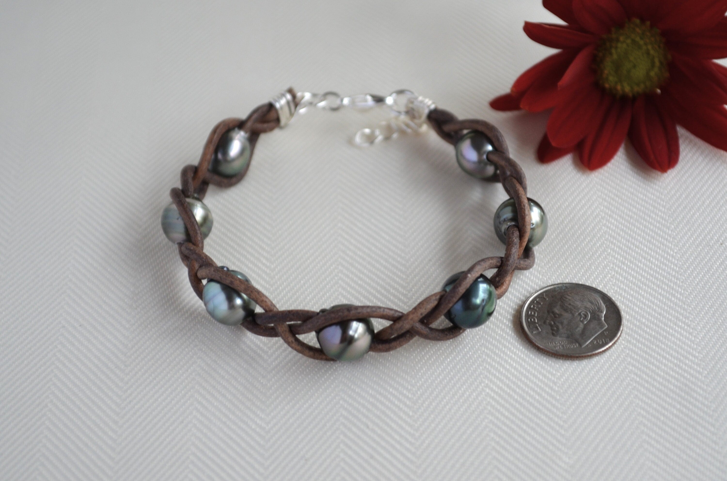 Tahitian Pearl Bracelet: Seven Dark Pearls on Brown Leather