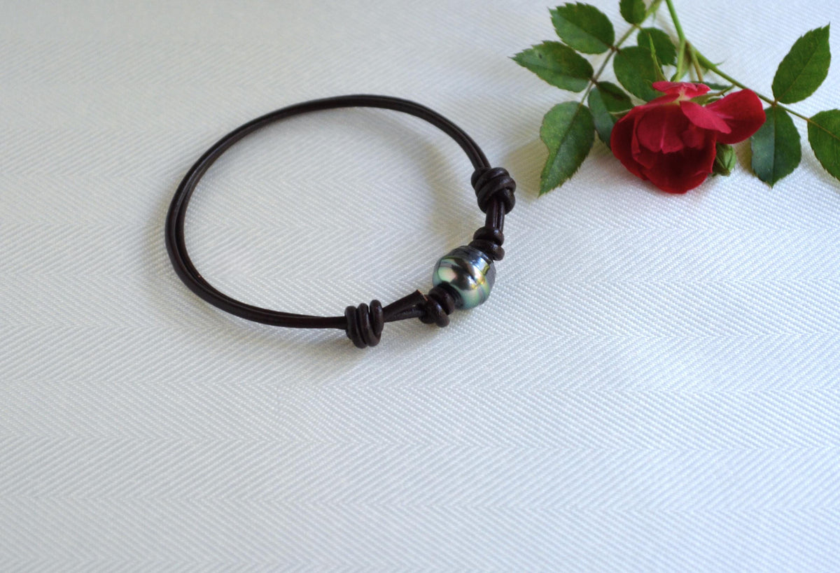 Tahitian Pearl Bracelet: Brown Greek Leather Adjustable Unisex Jewelry