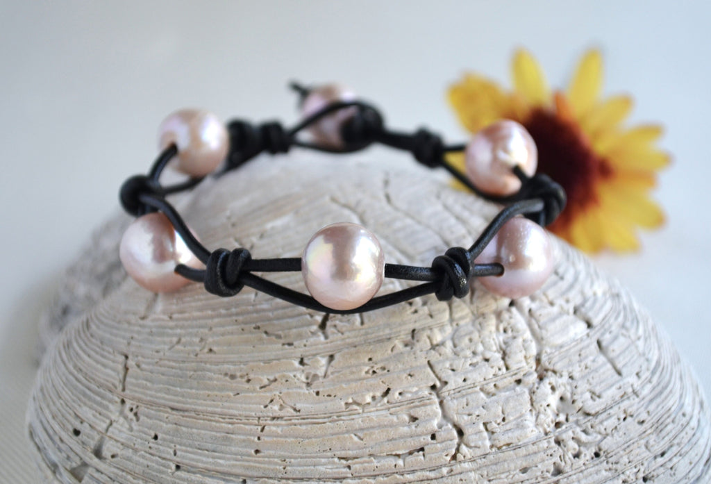 Boho Edison Pearl Bracelet: Leather & Freshwater Pearls