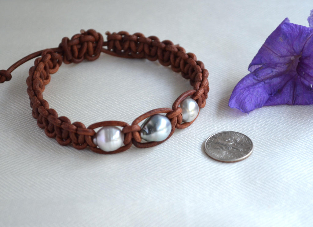 Tahitian Pearl Bracelet: Brown Leather Adjustable Bracelet Unisex
