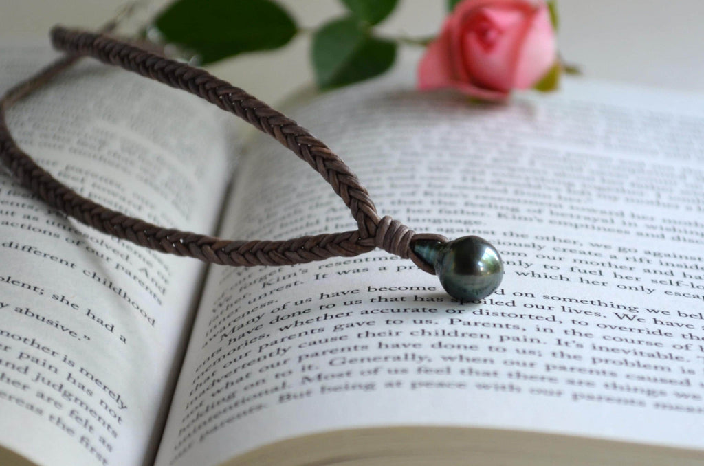 Tahitian Pearl Necklace: Handmade Braided Leather Jewelry