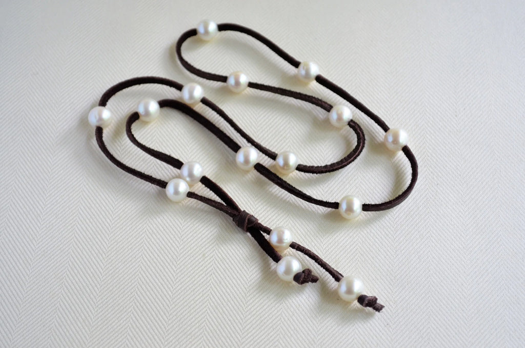 Freshwater Pearl Lariat Necklace in Deerskin Leather